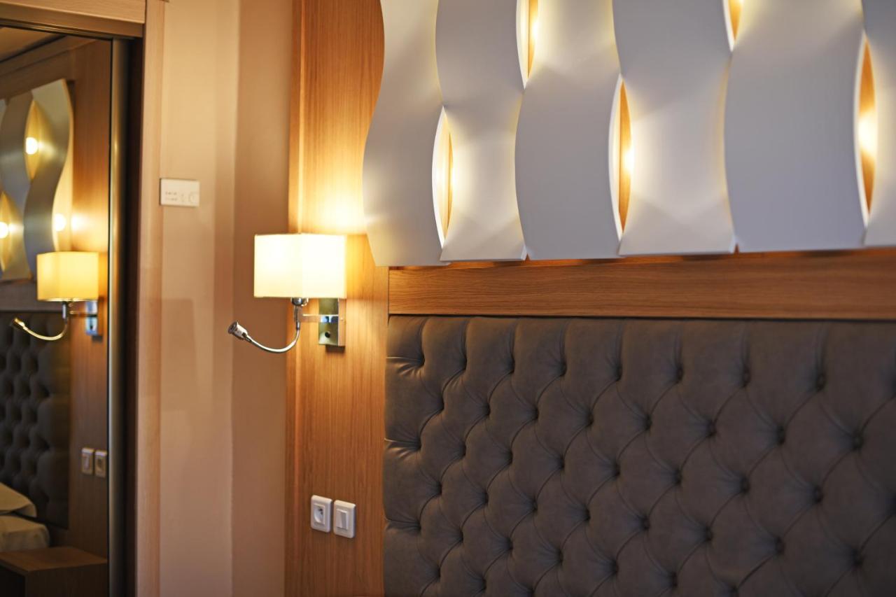 Tettola Hotel Saint-Florent (Corsica)