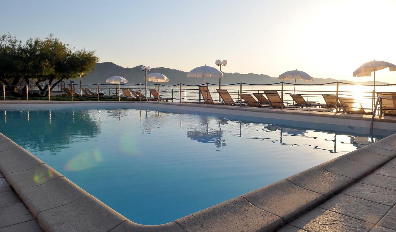 Tettola Hotel 3*